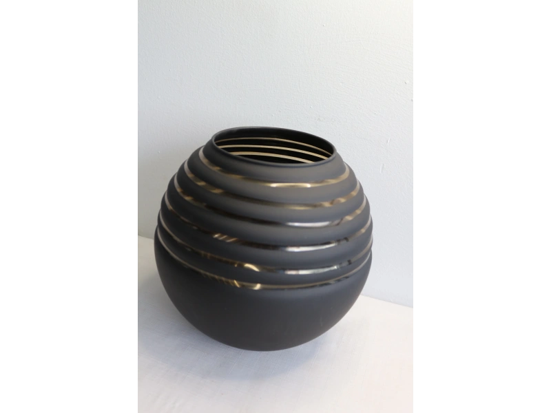 Siyah Mat Vazo Asorti