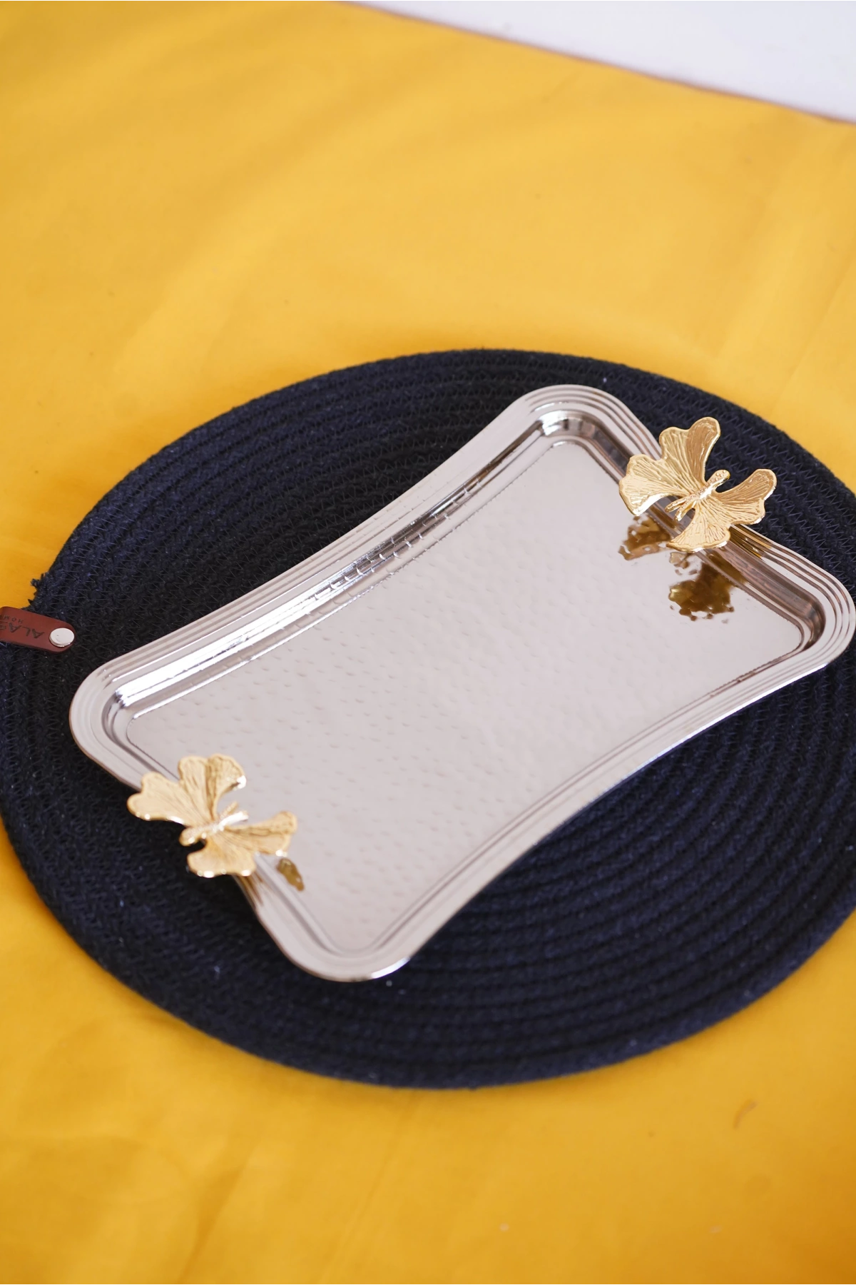 Cooker Dikdörtgen Dövme Desenli Kelebekli Kulplu Metal Tepsi 25x17 cm