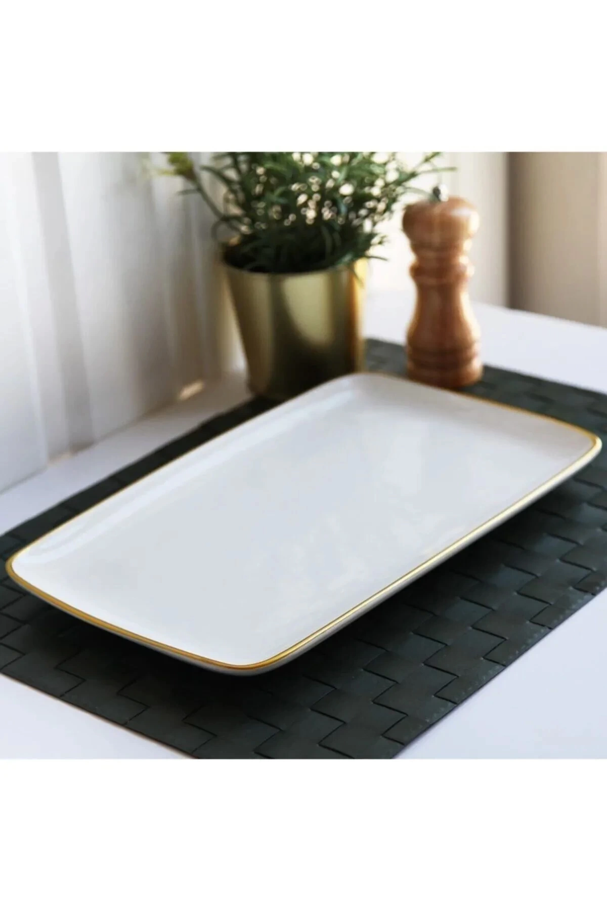 Beyaz Gold Detaylı 33cm Servis Meze Tabağı