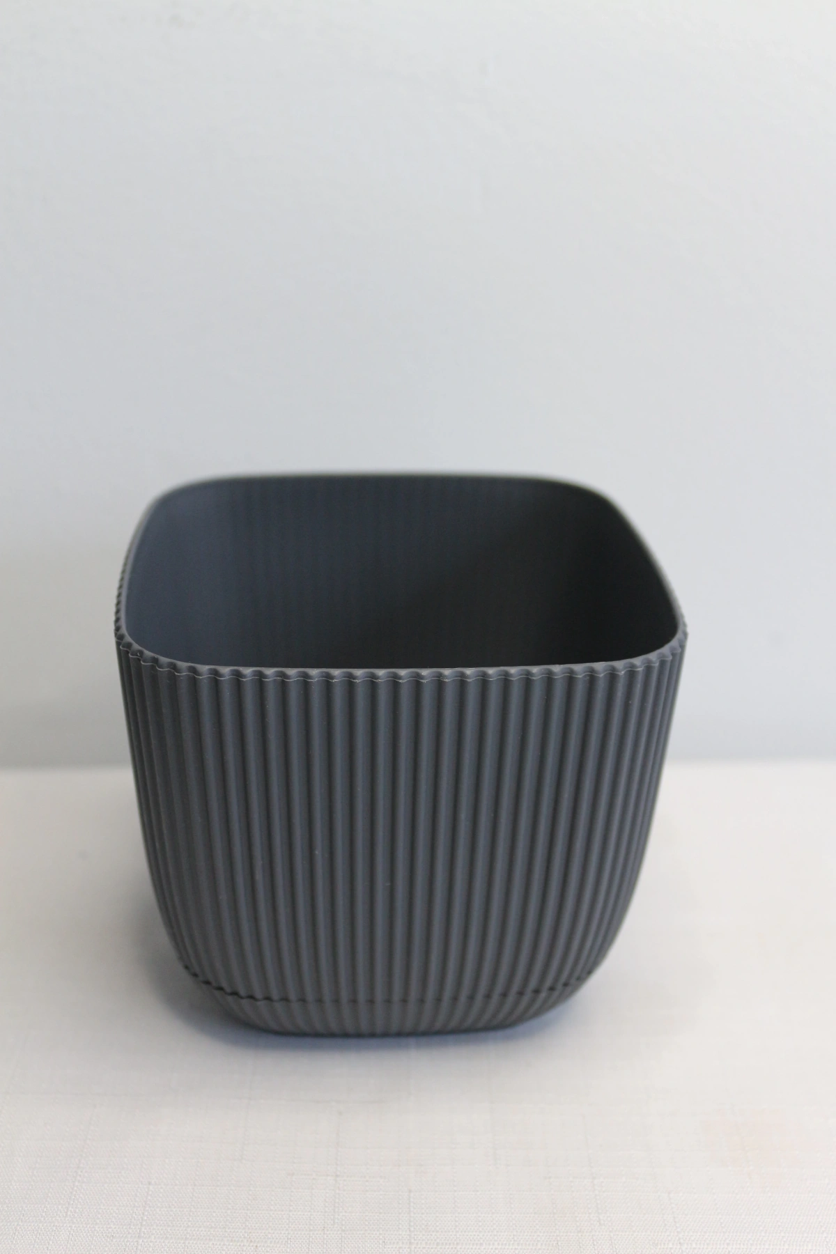 Karasu Mercan Kare Saksı No:2