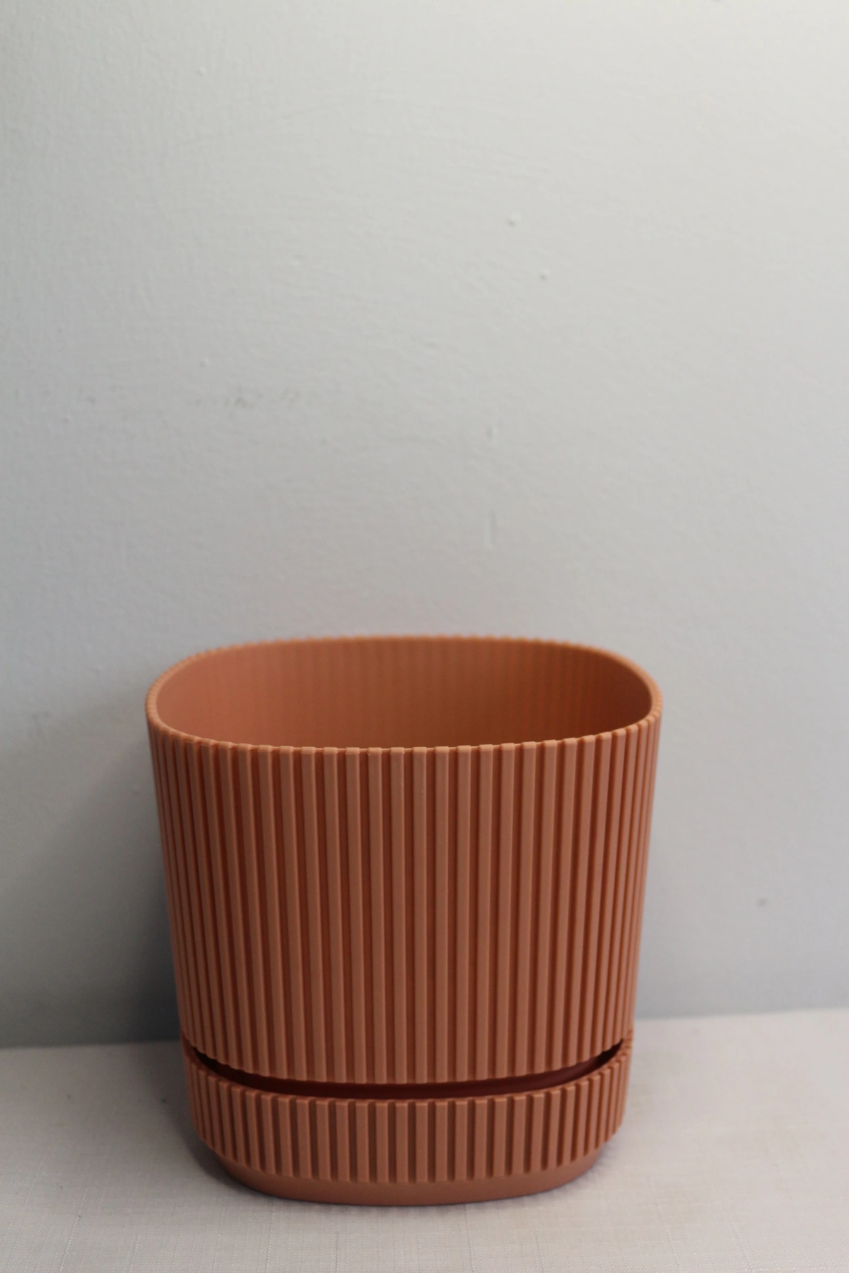 Karasu Pera Kare Saksı No2