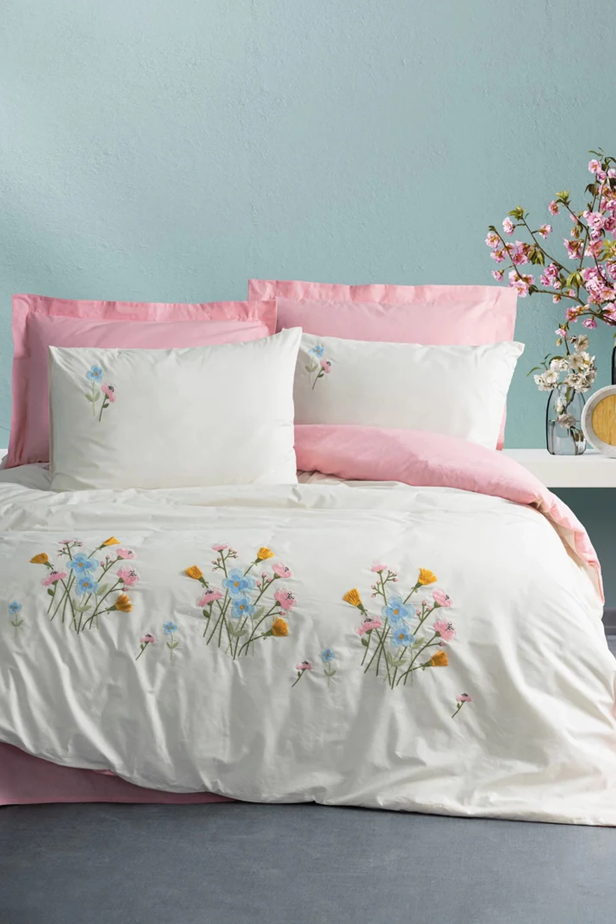 Nakışlı Ranforce Çift Kişilik Nevresim Takımı Delbin Pembe