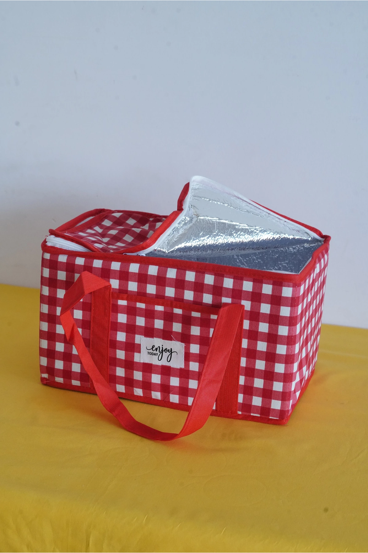 Termoslu Piknik Çantası