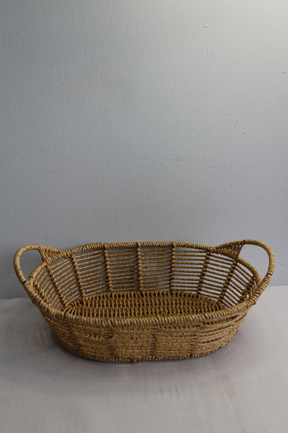 Clk Saplı Oval Kucuk Hasır Sepet 28*21 1034