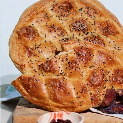 Ekşi May. Sütlü & Tereyağlı Ramazan Pidesi 450 Gr