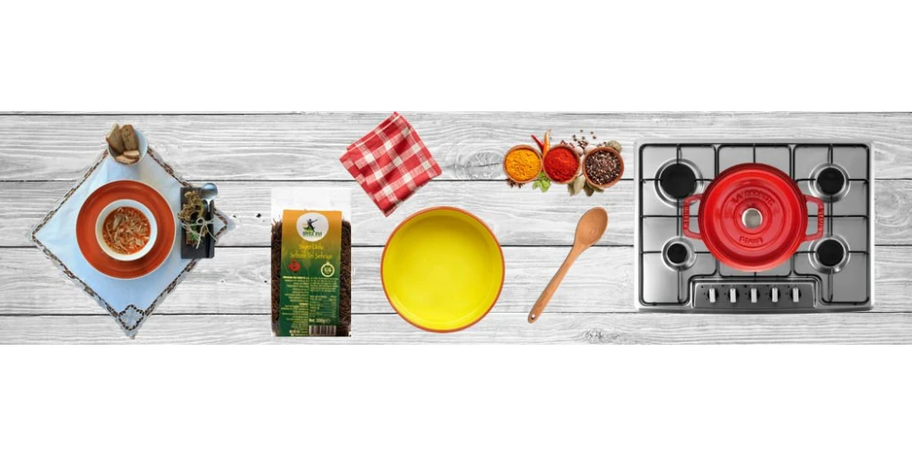 Siyez Unlu Sebzeli Tel Şehriyeli Tavuk Suyu Çorbası