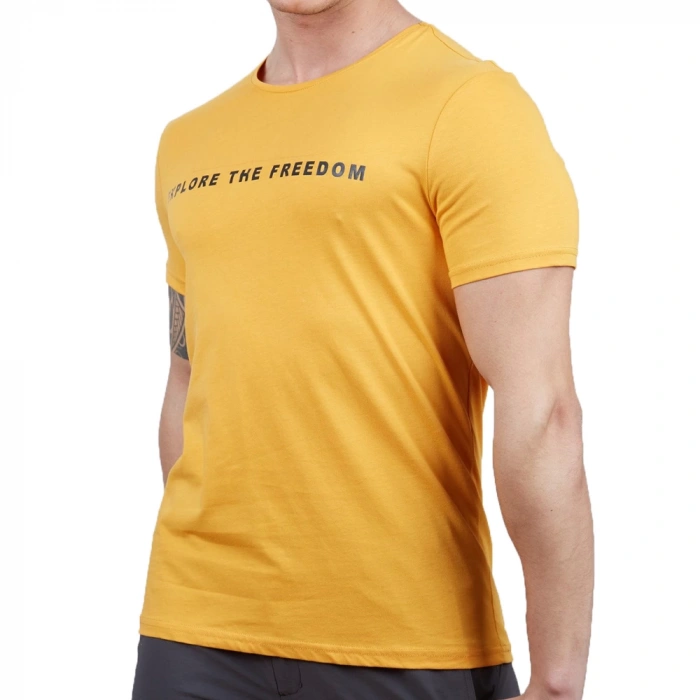 Uyguna-Yakala  Pamuklu Erkek T-Shirt Hardal-604-HL