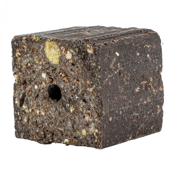 Uyguna-Yakala Sazan Yemi - Delikli Küspe - Ayçiçek - Kare - 1 KG Paket