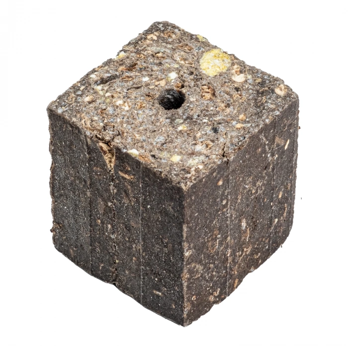 Uyguna-Yakala Sazan Yemi - Delikli Küspe - Ayçiçek - Kare - 30 Kg