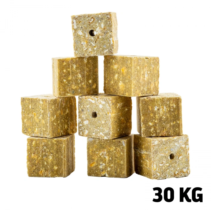 Uyguna-Yakala Sazan Yemi - Delikli Küspe - Mısır - Kare - 30 Kg