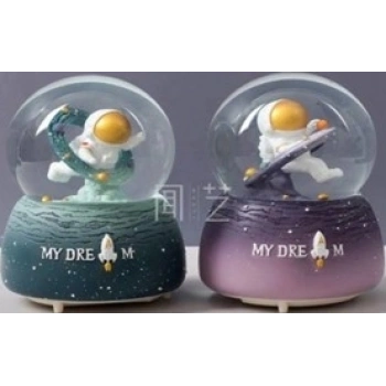 Astronot Kar Küresi Orta Boy WY20K23