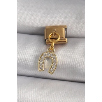 Uyguna-Yakala 316L Çelik Gold Renk Sallantı Zirkon Taşlı Nal Model Nomination Charm - TJ-BC1196