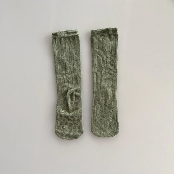 Kukita Bebek Çocuk Tekli Dizaltı Kaydırmaz Tabanlı Çorap Kuki19