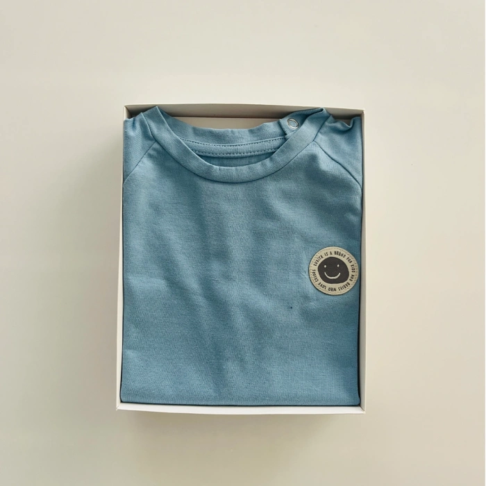 Kukita Kız-Erkek Tekli Organik Kaydırmaz Tabanlı Çorap ve Kukita Kız Erkek Basic Tişört Seti Kuki05