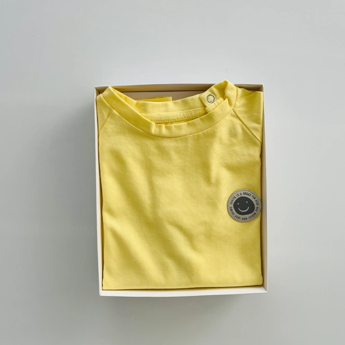 Kukita Kız-Erkek Tekli Organik Kaydırmaz Tabanlı Çorap ve Kukita Kız Erkek Basic Tişört Seti Kuki05