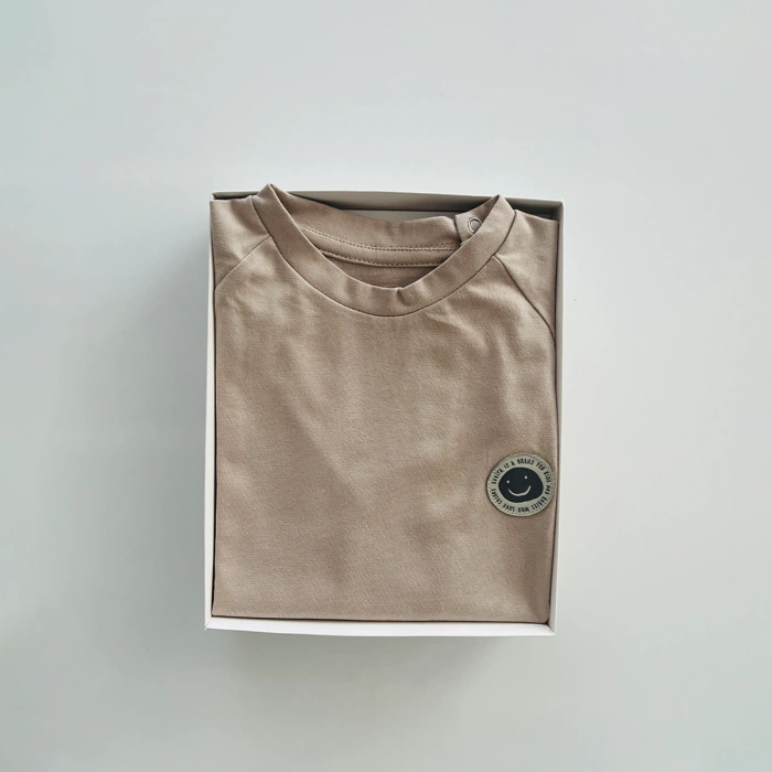 Kukita Kız-Erkek Tekli Organik Kaydırmaz Tabanlı Çorap ve Kukita Kız Erkek Basic Tişört Seti Kuki05