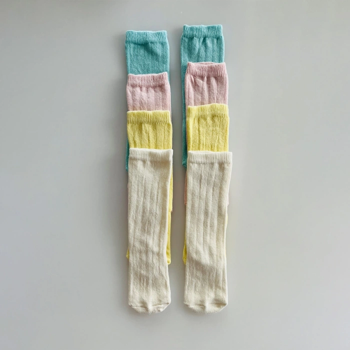 Kukita Bebek Çocuk Tekli Dizaltı Kaydırmaz Tabanlı Çorap Kuki19