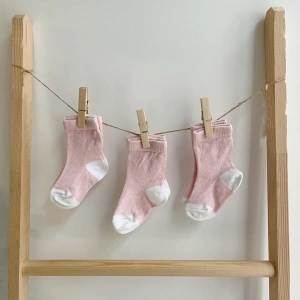 3lü Pembe-Beyaz Çorap
