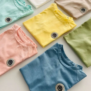 Kukita Kız-Erkek 4lü Organik Kaydırmaz Tabanlı Çorap ve Kukita Kız-Erkek 4lü Basic Tişört Seti Kuki09