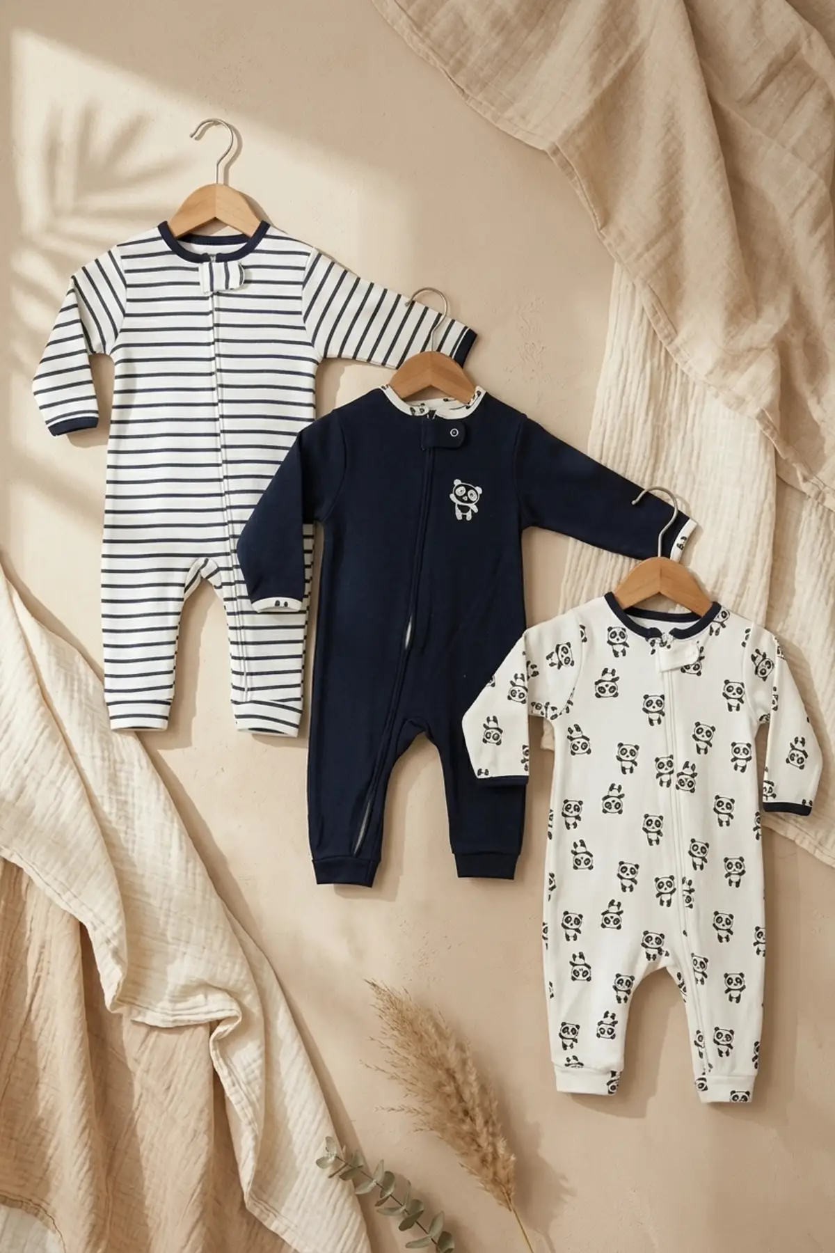 Premium %100 Pamuklu Panda Figürlü Bebek Tulum 3lü Set - Çene Korumalı Fermuarlı Yumuşak Doku