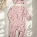 Fiyon Detaylı Boneli Kız Bebek Tulumu. Ayaklı % 100 Pamuklu 0-3 Ay