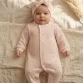 Noktalı Çiçek Detaylı Boneli Kız Bebek Tulumu. Ayaklı % 100 Pamuklu 0-3 Ay