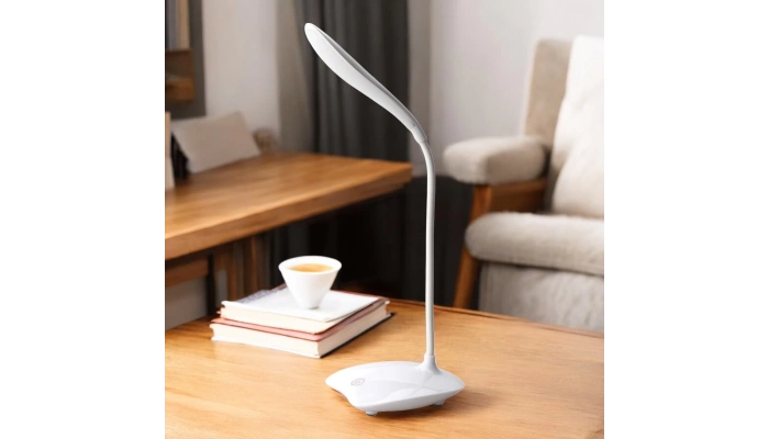 Avec AV-7224 USB Şarjlı Dokunmatik LED Masa Lambası