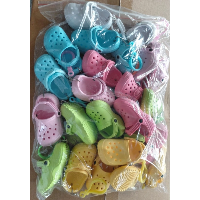 KZL-2511010 CROCKS PLASTİK ANAHTARLIKLI 24 lü -720