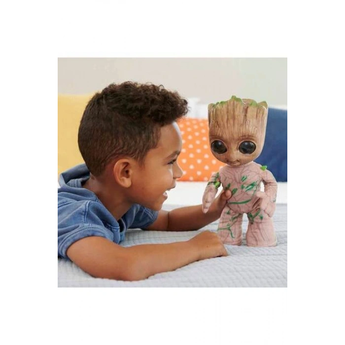 MATTEL HJM23 MARVEL GROOT SESLİ VE HAREKETLİ PELÜŞ FİGÜR