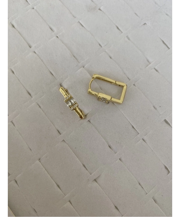 Özel Seri Baget Detay Dikdörtgen Küpe