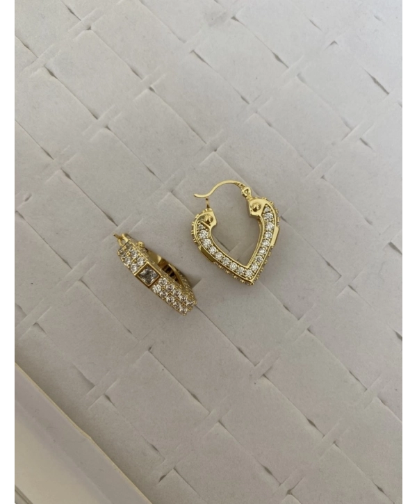 Özel Seri Sıralı Zirkon Taş Kalp Küpe