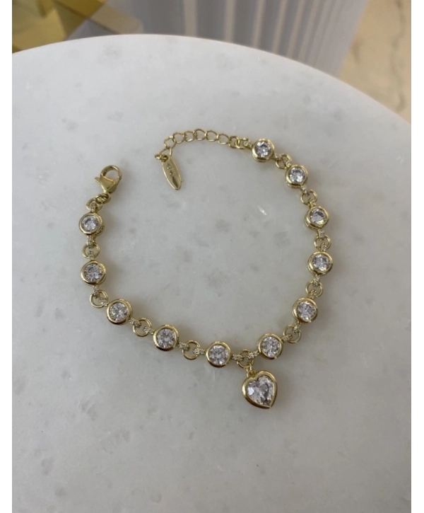 VIP Sıralı Zirkon Taş Sallantılı Kalp Detay Bileklik