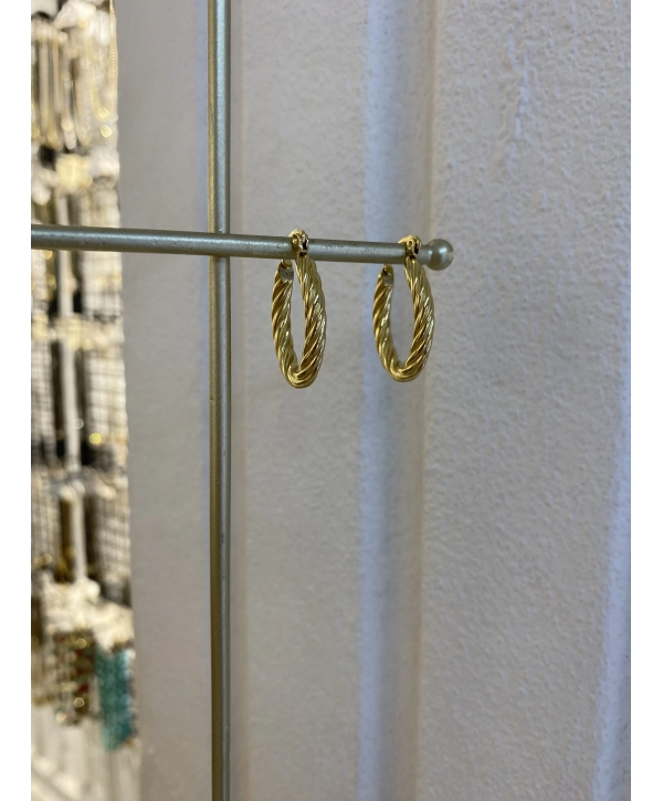 Çelik Oval Burgu Küpe