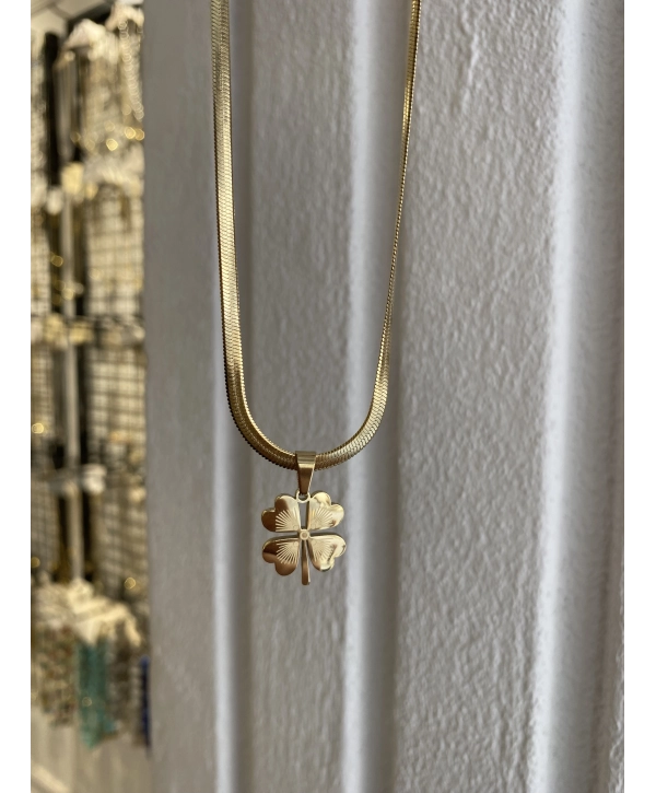 Çelik İtalyan Zincir Üzeri Yonca Kolye