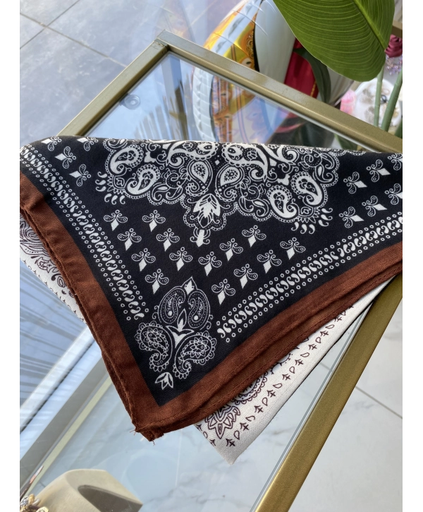 Çoklu Renkli Kare Detay 70x70 Pamuklu Fular