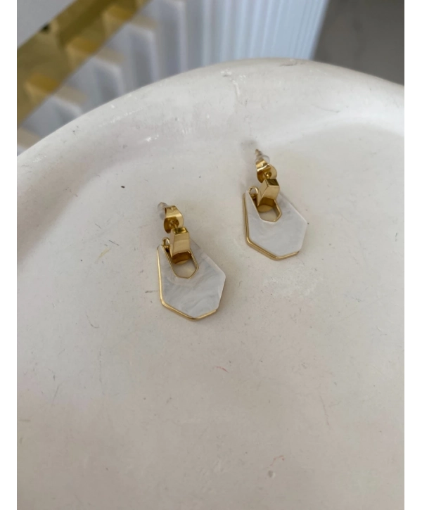 Çelik Beşgen Sedef Detay Küpe