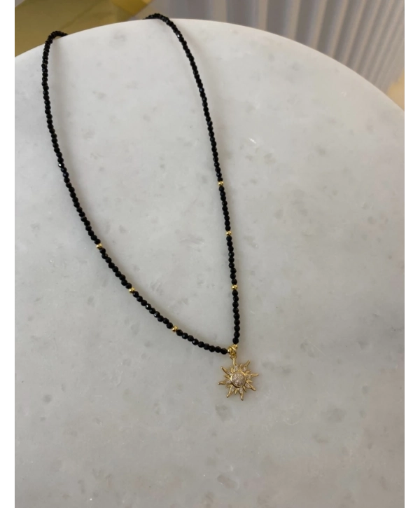 Çelik İnce Siyah Boncuk Üzeri Güneş Figür Kolye