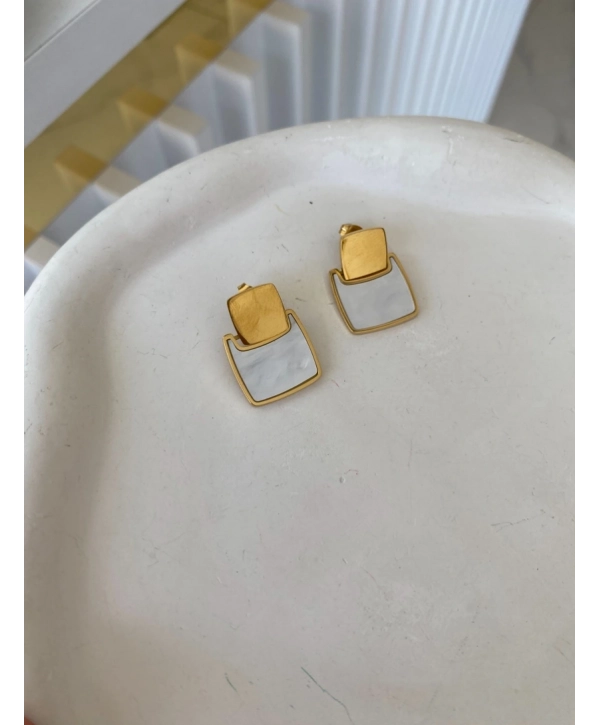 Çelik Kare Sedef Detay Küpe