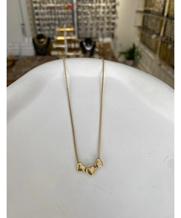 Çelik Minimal Sıralı Üçlü Kalp Kolye