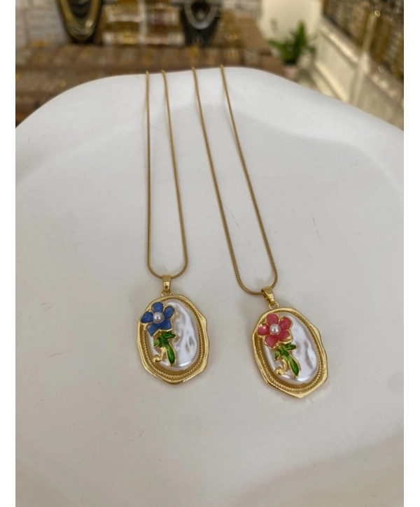 Çelik Papatya Detay Vintage Kolye