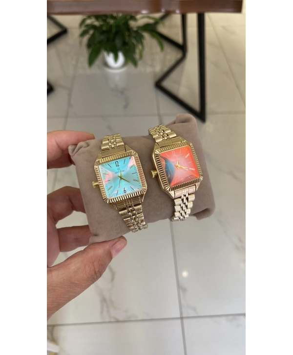 Kare Kasa Hologram Saat