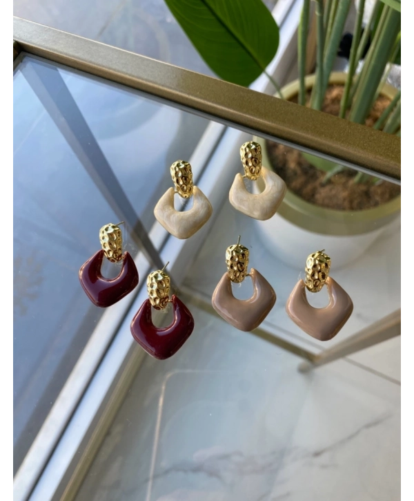 Özel Seri Bombeli V Küpe