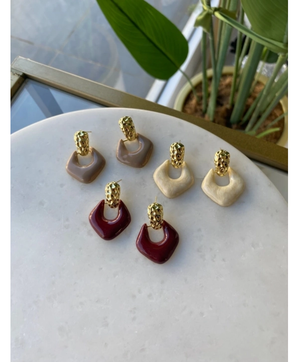 Özel Seri Bombeli V Küpe