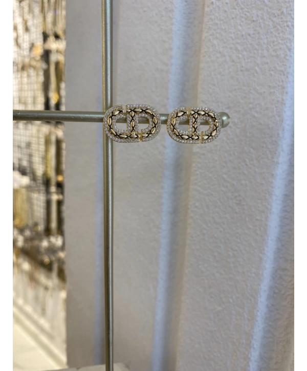 Özel Seri Marka D Küpe