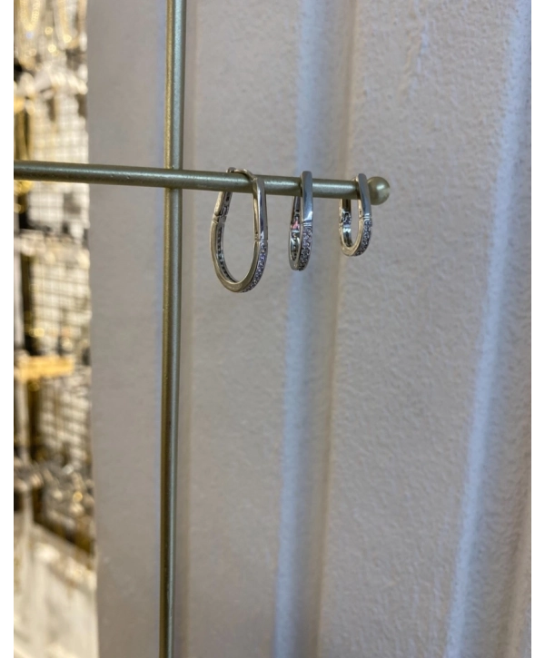 Özel Seri Sıralı Üçlü U Küpe