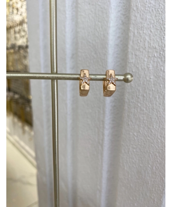 Özel Seri Yıldız Detay Kare Küpe