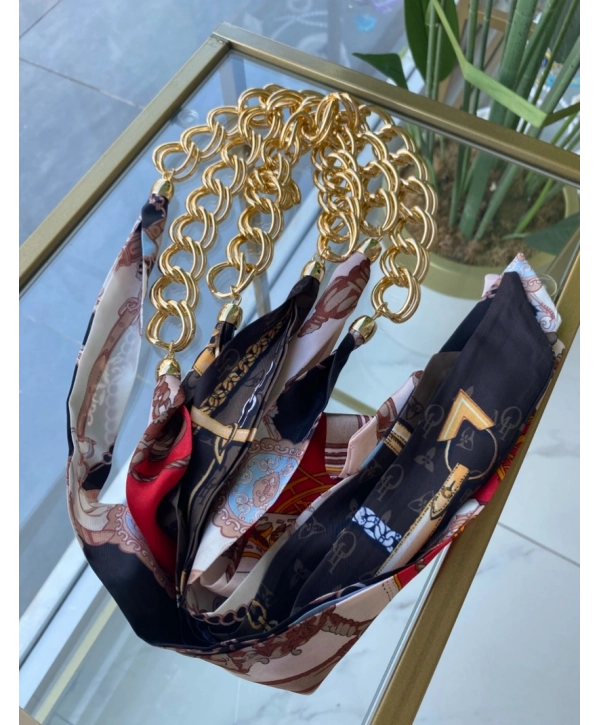 Özel Seri Zincir Detay Fular Kolye