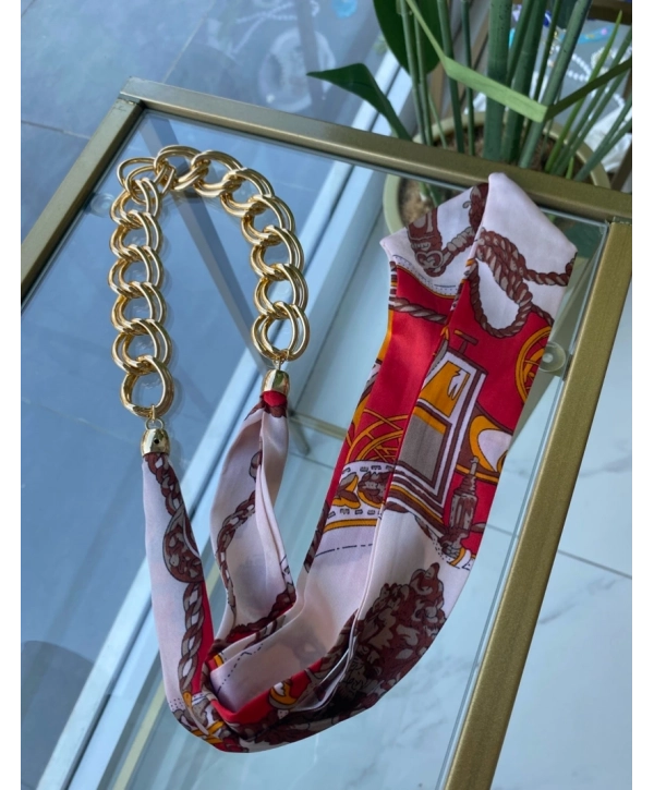 Özel Seri Zincir Detay Fular Kolye