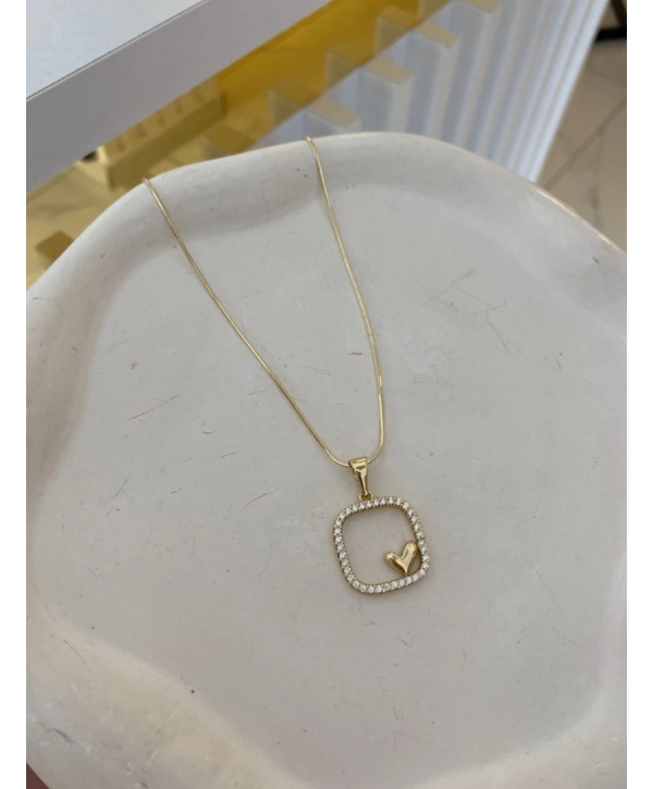 Özel Seri Zirkon Taş Kare İçi Kalp Kolye