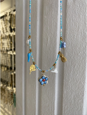 Çelik Sıralı İnce Mavi Boncuk Çiçek Detay Çharm Kolye